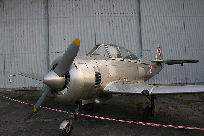 a 003